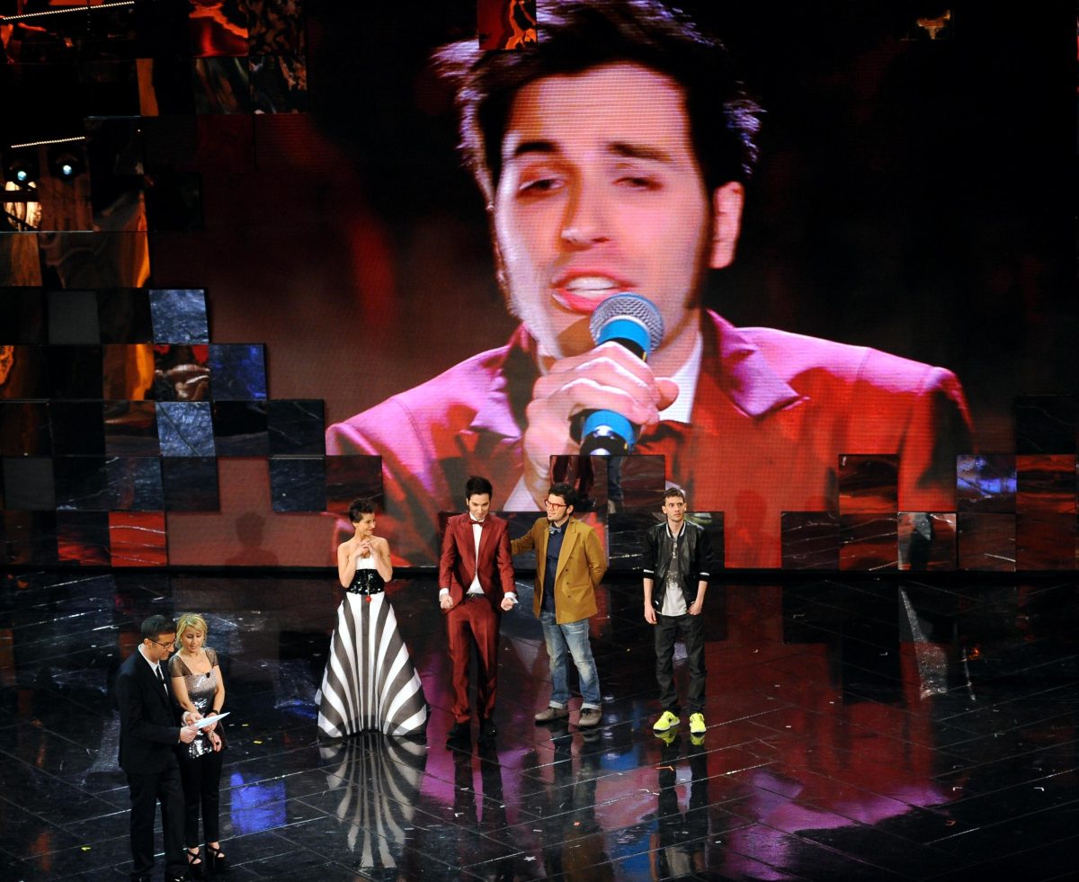 Galleria foto 'Sanremo, perché tutti lo criticano ma poi lo guardano' - foto 2