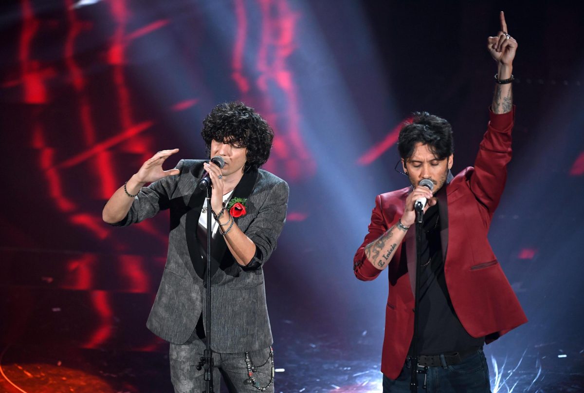 Galleria foto 'Sanremo 2018: ascolti boom, la scaletta e gli ospiti della quarta serata' - foto 3