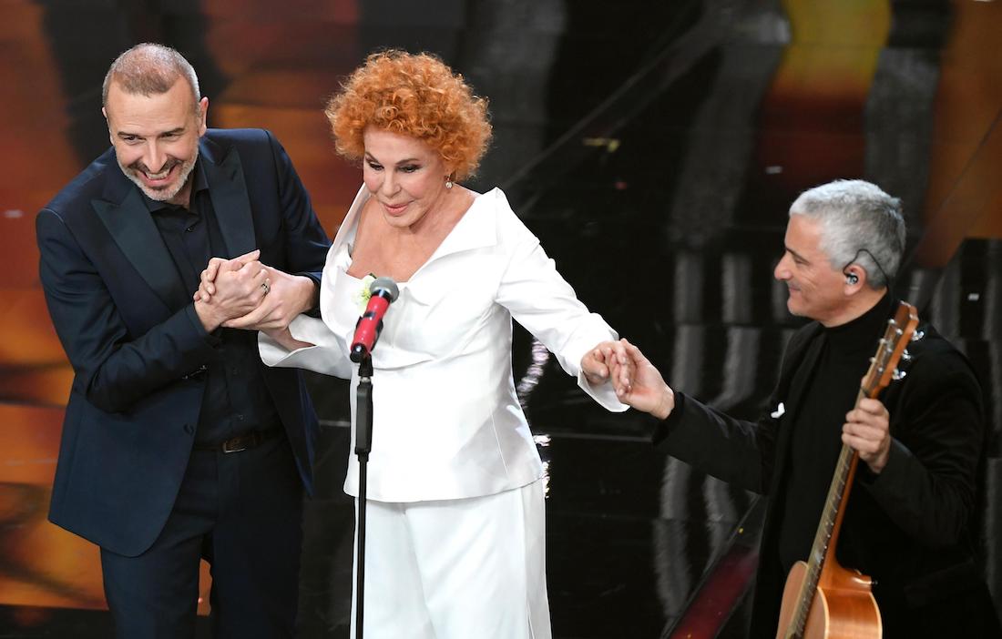 Sanremo 2018: i voti ai look della prima serata – FOTO