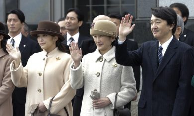 Giappone, la favola della principessa Mako: abdica per amore