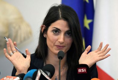 Raggi e vaccini: la decisione scriteriata