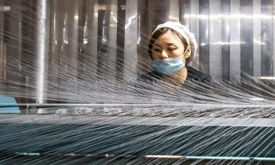 Cina: visti agevolati per scienziati e informatici