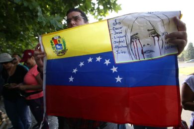 Il Venezuela, travolto dalla crisi, si prepara alle elezioni presidenziali