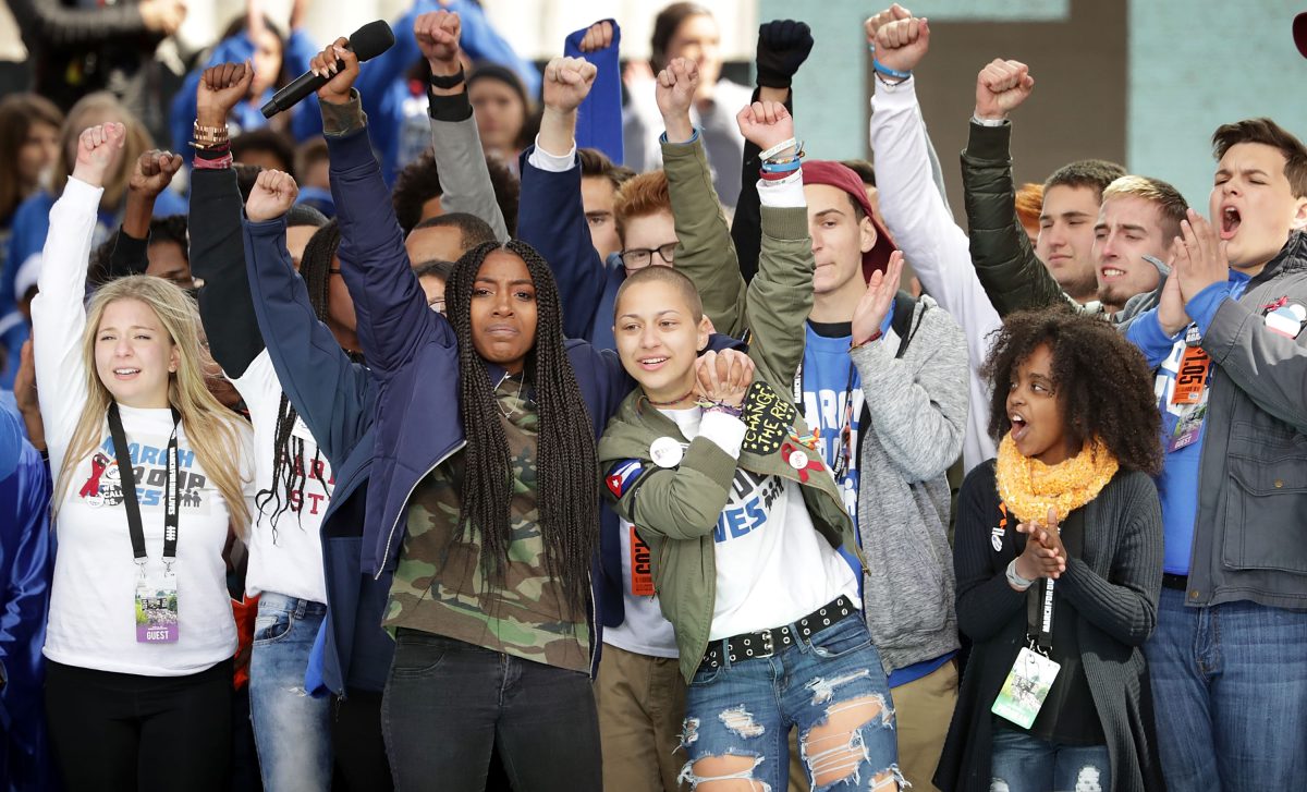Galleria foto 'Chi è Emma Gonzalez, la leader degli studenti americani contro le armi' - foto 2