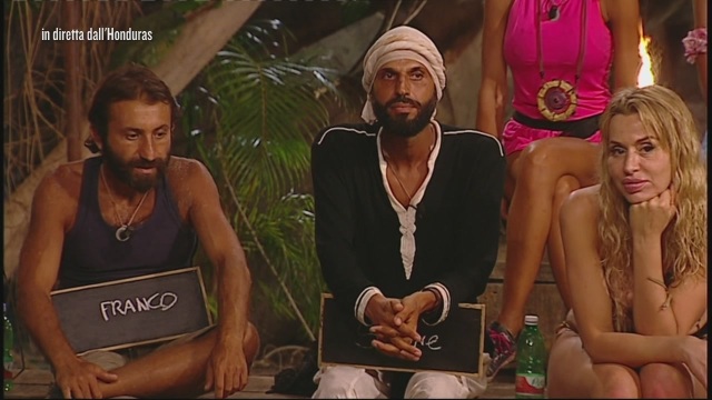 Isola dei Famosi 2018: l’arrivo della Marini e le lacrime di Jonathan Isola dei Famosi 2018: l’arrivo della Marini e le lacrime di Jonathan