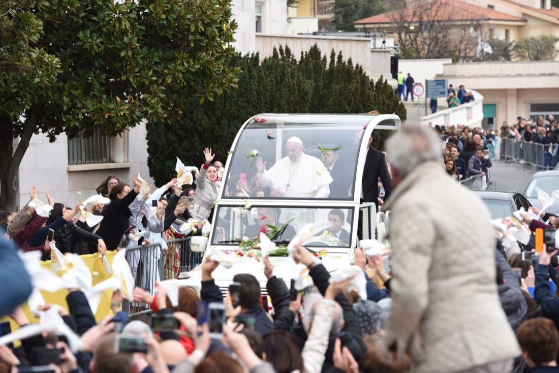 Da Padre Pio a Don Mazzolari: i profeti scomodi di Papa Francesco