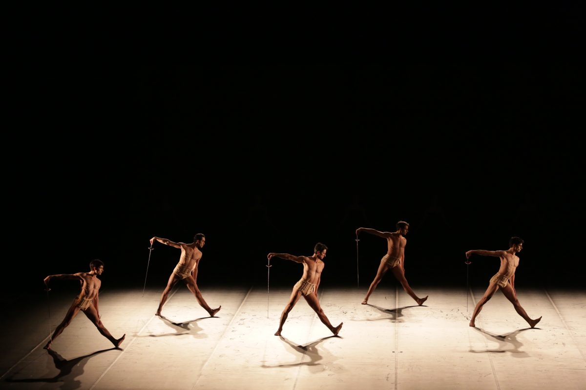 Galleria foto 'Bolle sul tavolo. E il Trittico vola' - foto 3