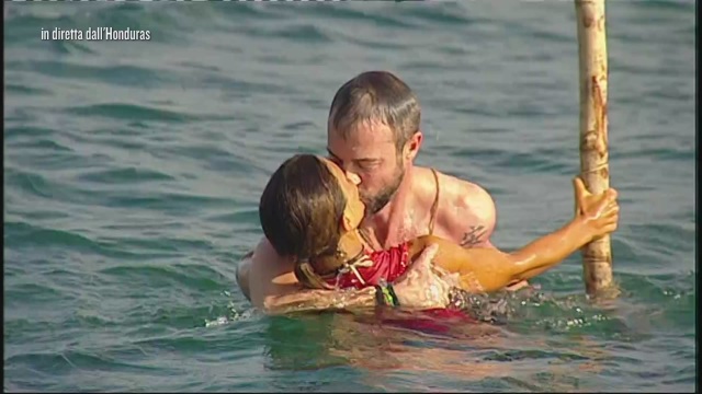 Isola dei Famosi 2018: Alessia Marcuzzi sbotta contro la Henger