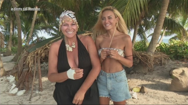 Isola dei Famosi 2018: Alessia Marcuzzi sbotta contro la Henger