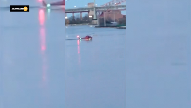New York: elicottero nell’East River. Morti 5 turisti. Il video dello schianto