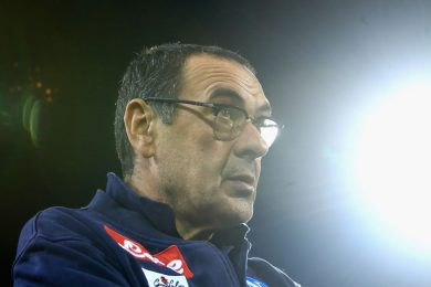 Sarri, l’insulto a una giornalista e le risate: i limiti di un grande tecnico