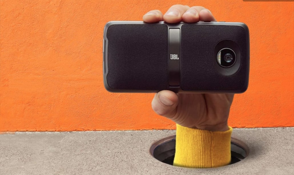 Motorola MotoMods: come evolve il telefono modulare Motorola MotoMods: come evolve il telefono modulare