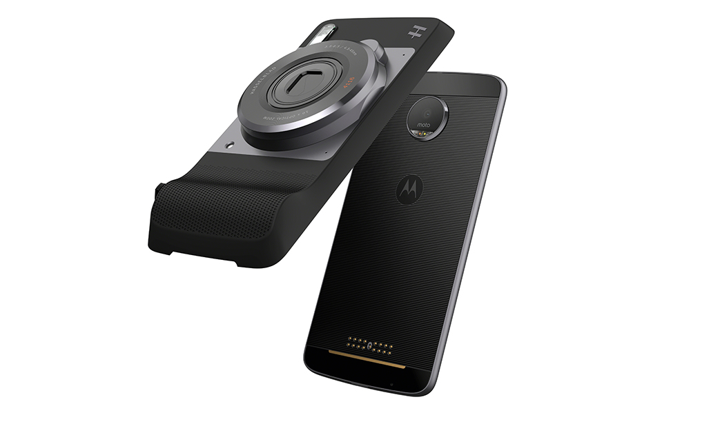 Motorola MotoMods: come evolve il telefono modulare Motorola MotoMods: come evolve il telefono modulare