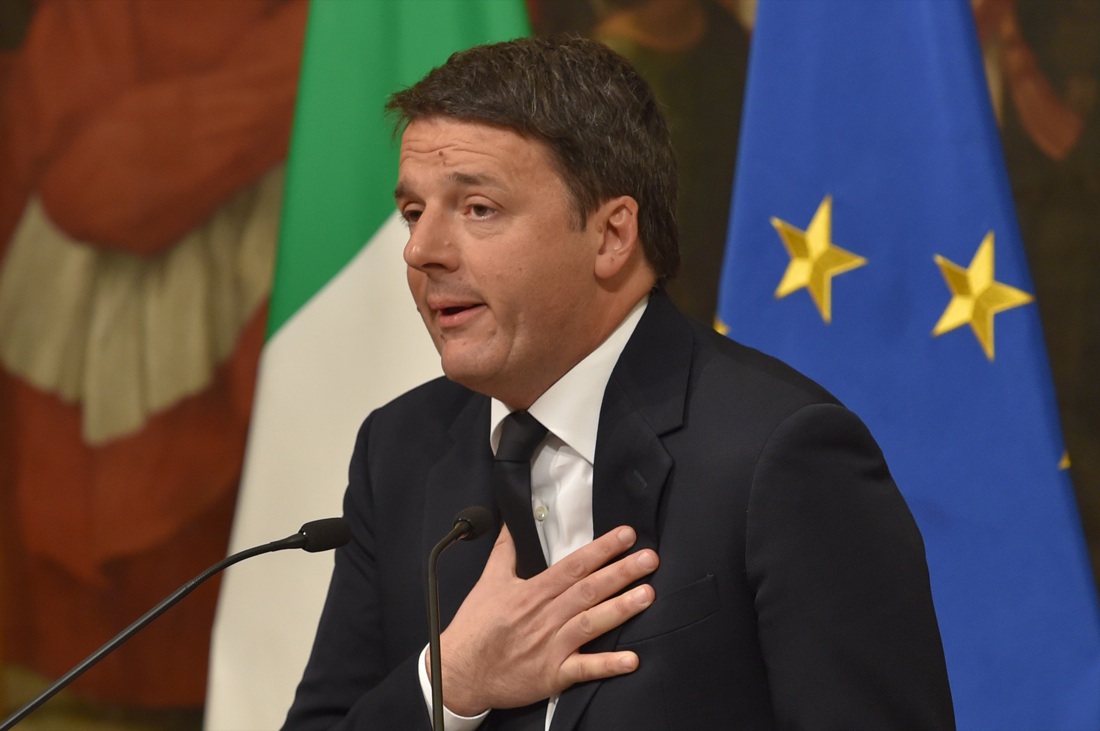 Renzi: le facce della sconfitta – Foto