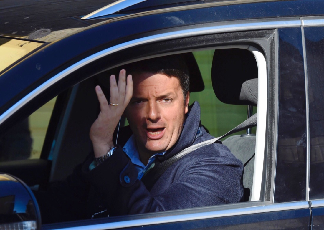 Renzi: le facce della sconfitta – Foto