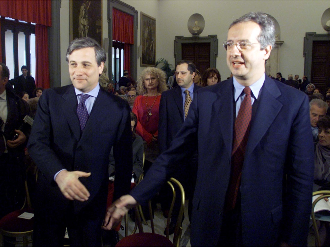 Antonio Tajani: la fotostoria del candidato premier di Forza Italia Antonio Tajani: la fotostoria del candidato premier di Forza Italia