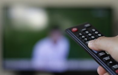 Sky si allea con Netflix: come funzionerà l’offerta combinata