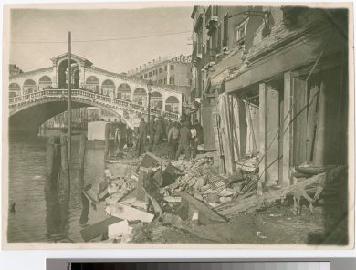 Grande Guerra: i bombardamenti di Venezia – La storia e le foto