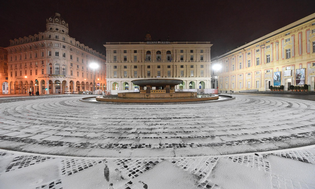 Maltempo: Milano, Genova, Roma e mezza Italia sotto la neve – Foto