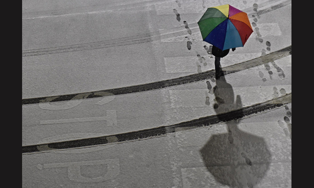 Maltempo: Milano, Genova, Roma e mezza Italia sotto la neve – Foto