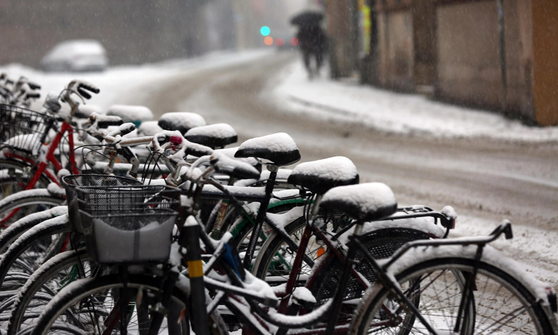 Maltempo: Milano, Genova, Roma e mezza Italia sotto la neve – Foto