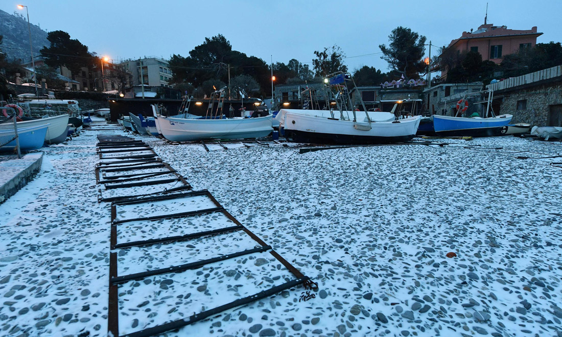Maltempo: Milano, Genova, Roma e mezza Italia sotto la neve – Foto
