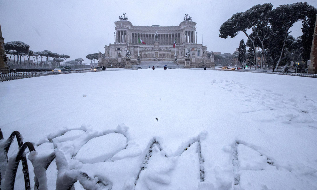 Maltempo: Milano, Genova, Roma e mezza Italia sotto la neve – Foto