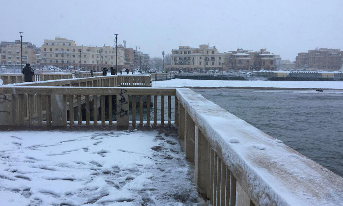 Maltempo: Milano, Genova, Roma e mezza Italia sotto la neve – Foto