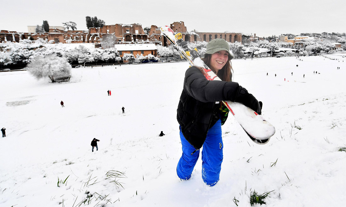 Maltempo: Milano, Genova, Roma e mezza Italia sotto la neve – Foto