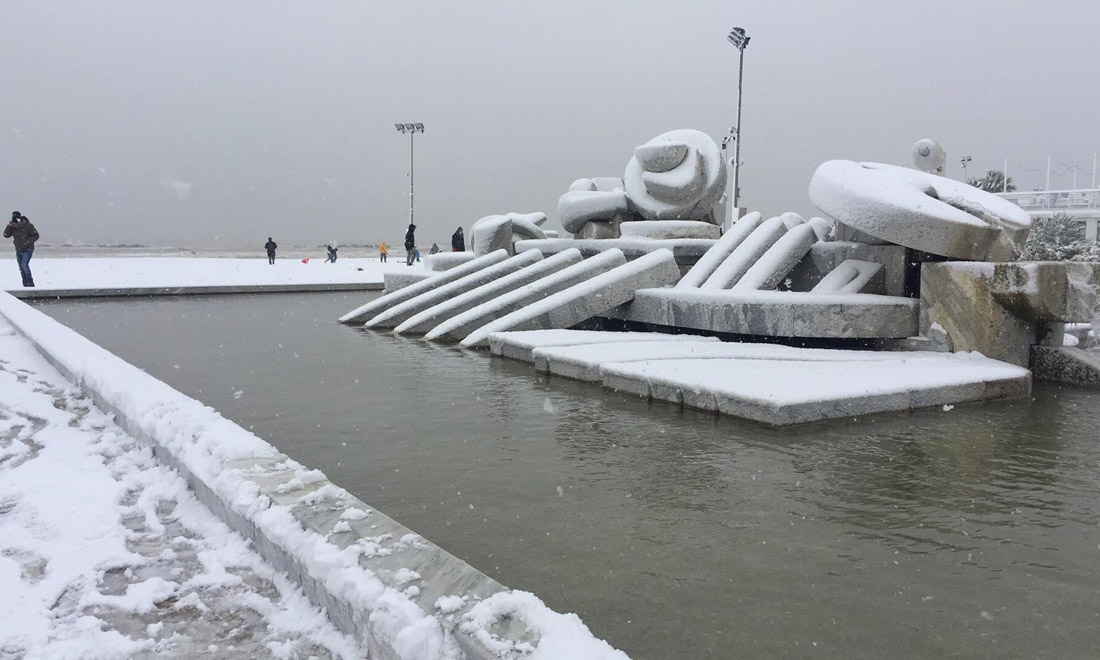 Maltempo: Milano, Genova, Roma e mezza Italia sotto la neve – Foto