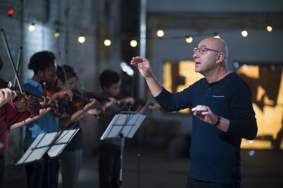 La mélodie, suona il violino di periferia – La recensione