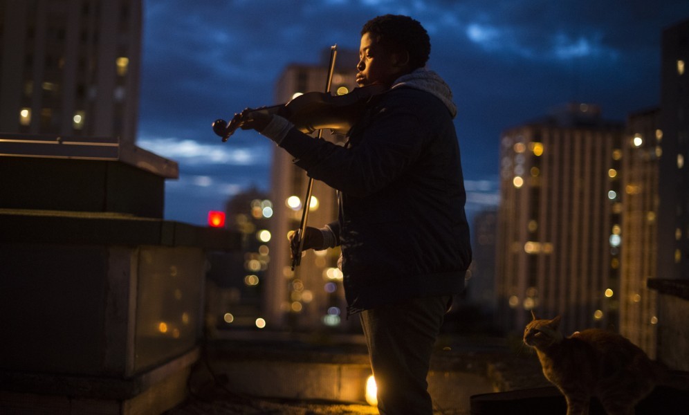 La mélodie, suona il violino di periferia – La recensione