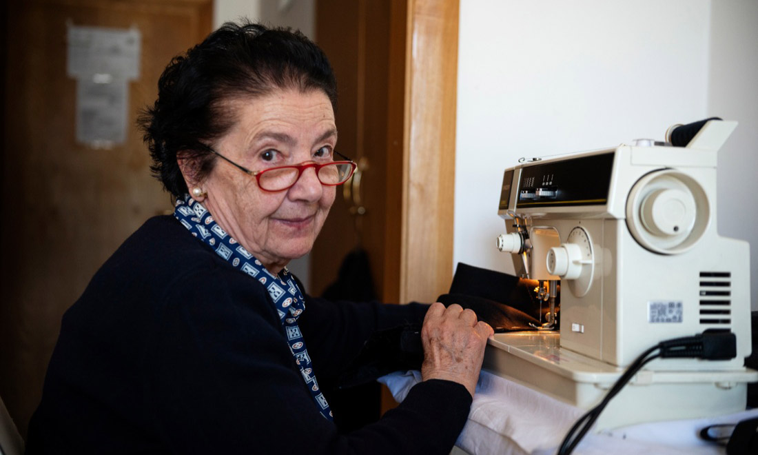 Dentro l’Hotel Charly di Lido di Fermo, dove vivono i terremotati di Visso