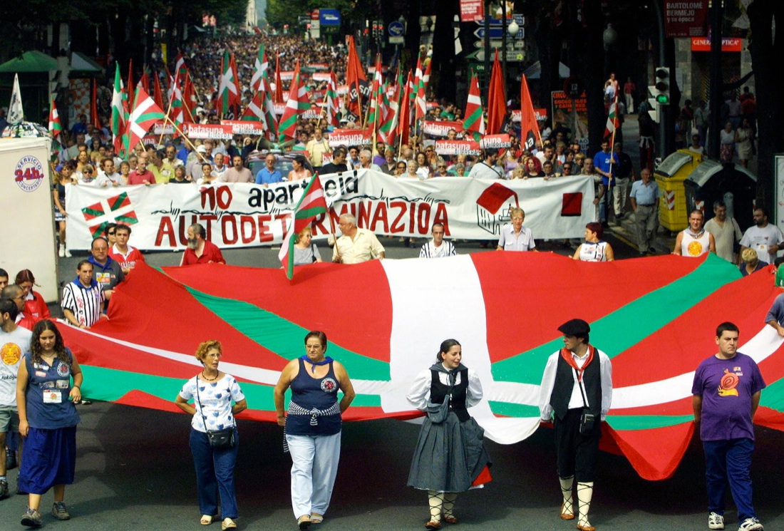 L’Eta si scioglie: storia di 60 anni di terrore indipendentista – foto L’Eta si scioglie: storia di 60 anni di terrore indipendentista – foto