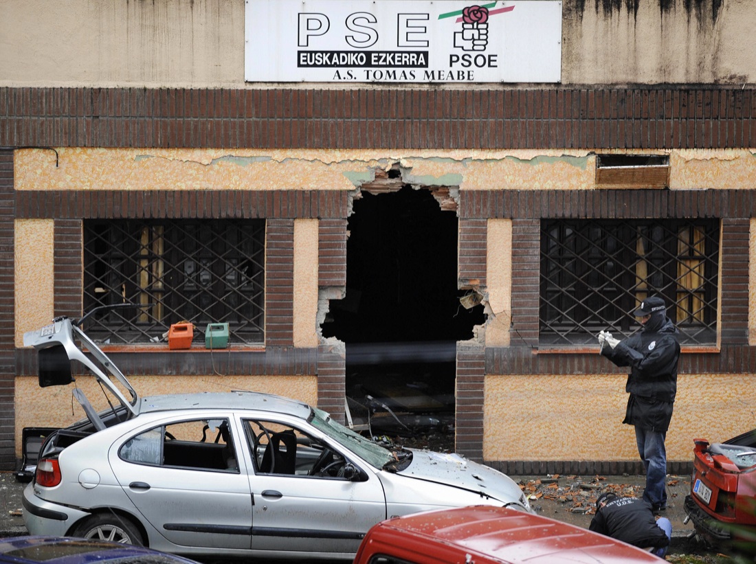 L’Eta si scioglie: storia di 60 anni di terrore indipendentista – foto L’Eta si scioglie: storia di 60 anni di terrore indipendentista – foto