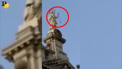 Il Rosario della Madonna di Pompei si muove. E si grida al miracolo | video