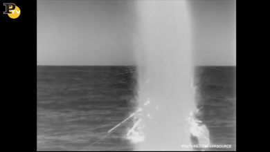 Sommergibile Usa Warner lancia missile sulla Siria da Napoli | video