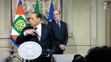 Berlusconi parla dopo le consultazioni al Quirinale | video