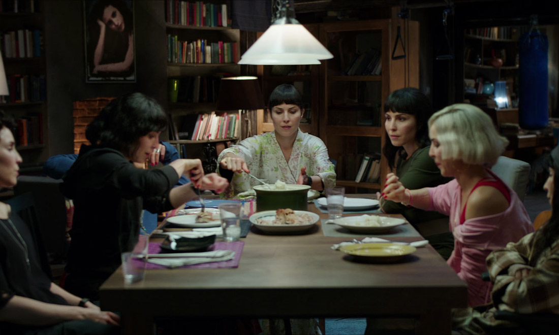 Seven Sisters con Noomi Rapace: il dvd in edicola con Panorama Seven Sisters con Noomi Rapace: il dvd in edicola con Panorama