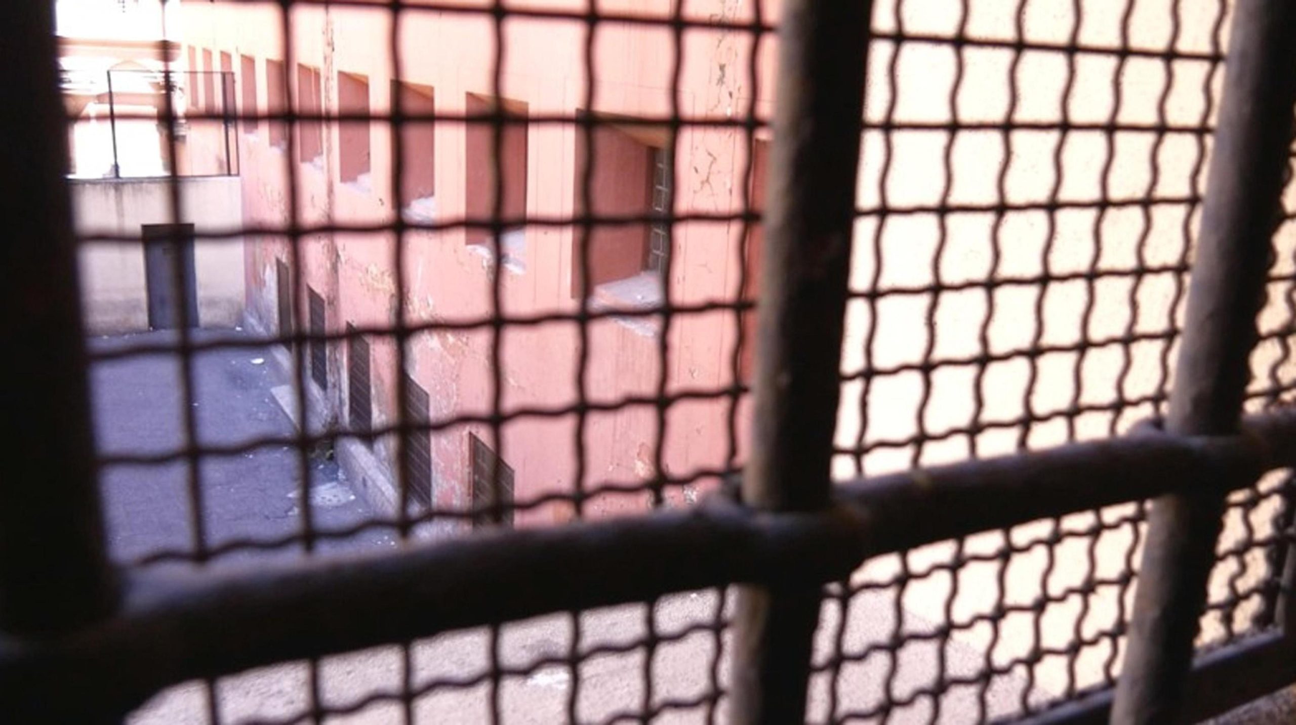 Carceri, cresce il rischio “suicidio” tra gli agenti
