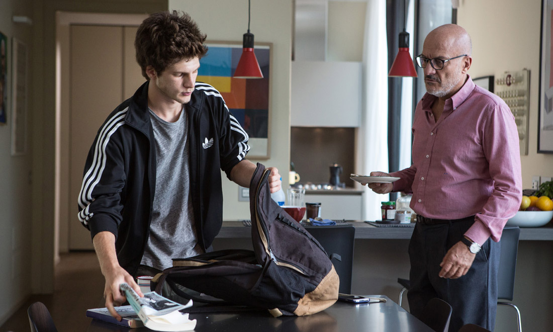 Gli sdraiati di Francesca Archibugi, il dvd in edicola con Panorama Gli sdraiati di Francesca Archibugi, il dvd in edicola con Panorama