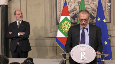 Cottarelli al Quirinale: “Mi presenterò in parlamento per la fiducia”