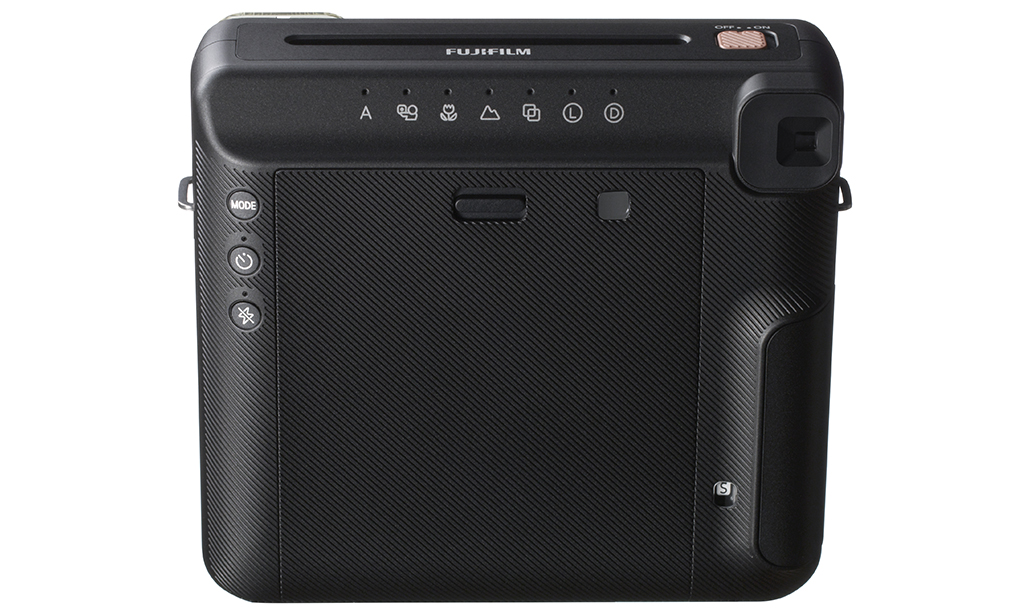 Instax: cresce la famiglia delle istantanee di Fujifilm Instax: cresce la famiglia delle istantanee di Fujifilm