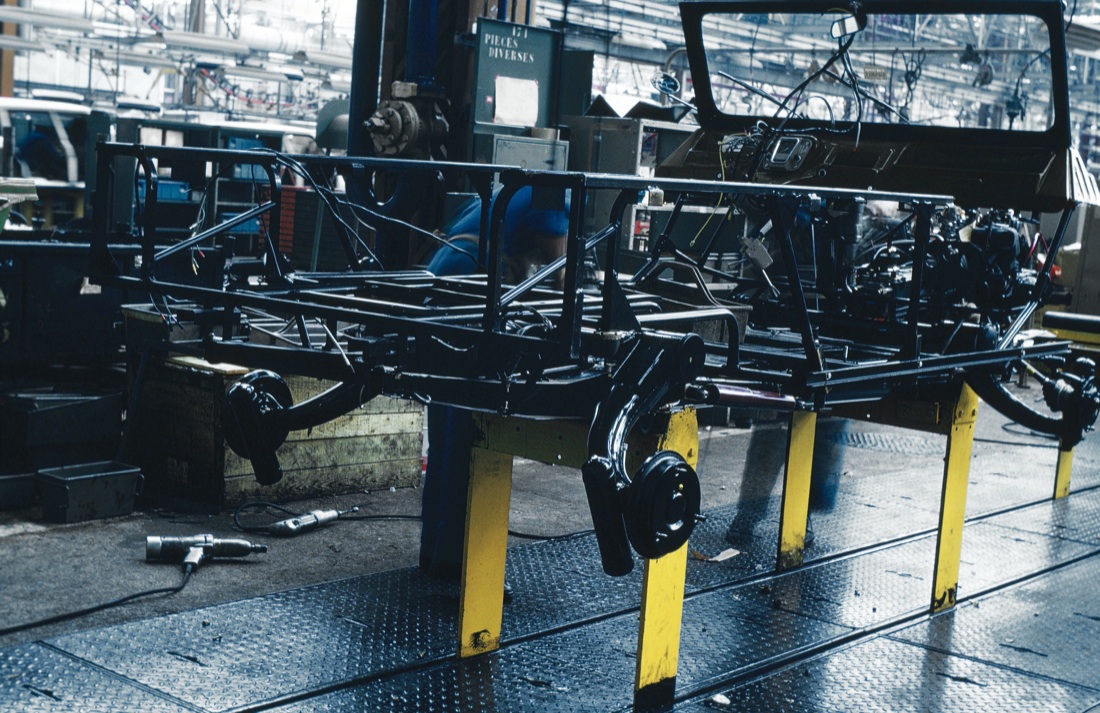 1968: la Citroen Méhari, l’auto di plastica del “maggio francese” – foto