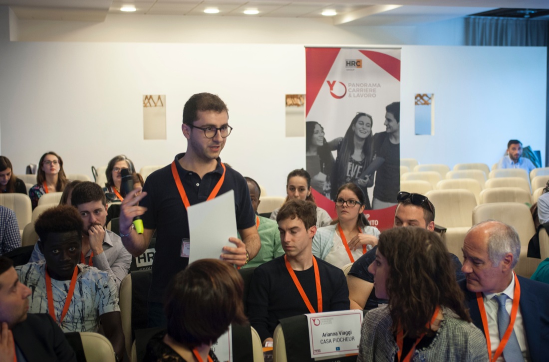 Lavoro: il curriculum come carta d’identità professionale