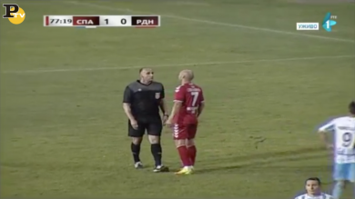 Serbia: arbitro arrestato per favoritismi ed un rigore inesistente | video