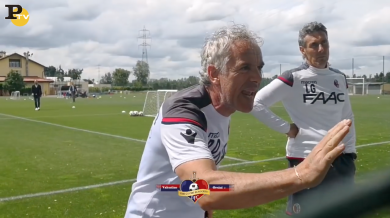 Donadoni litiga con un tifoso del Bologna | video