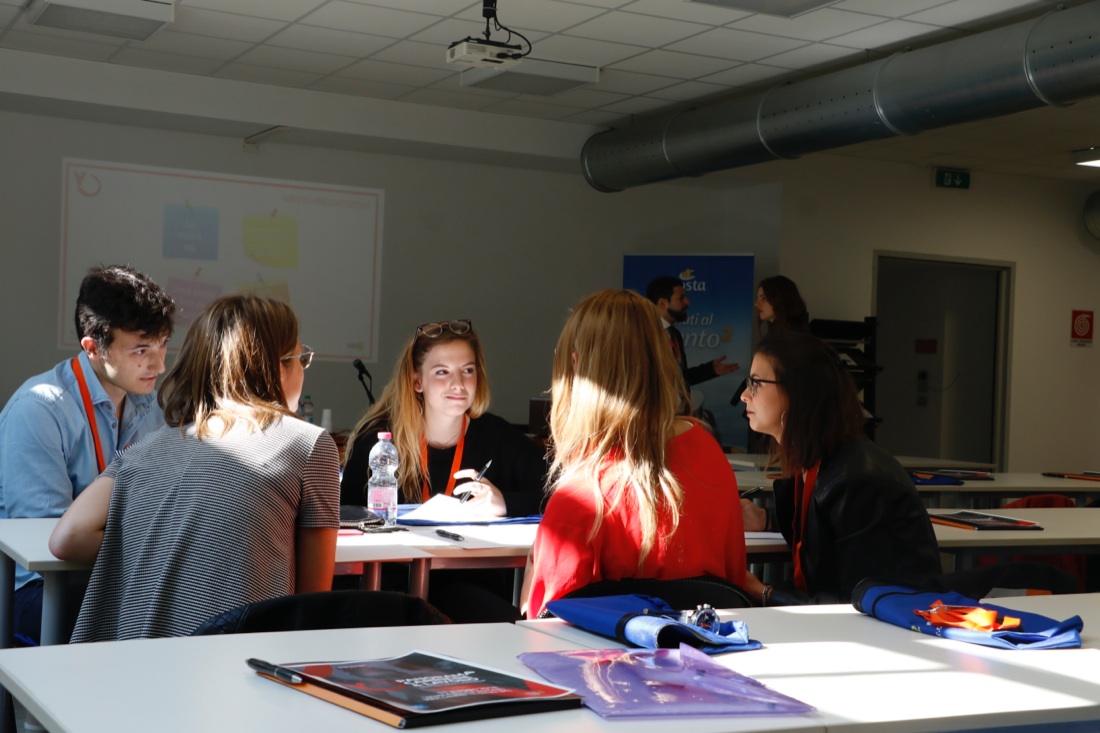 Lavoro: a lezione di strategie e tecniche per affinare la ricerca