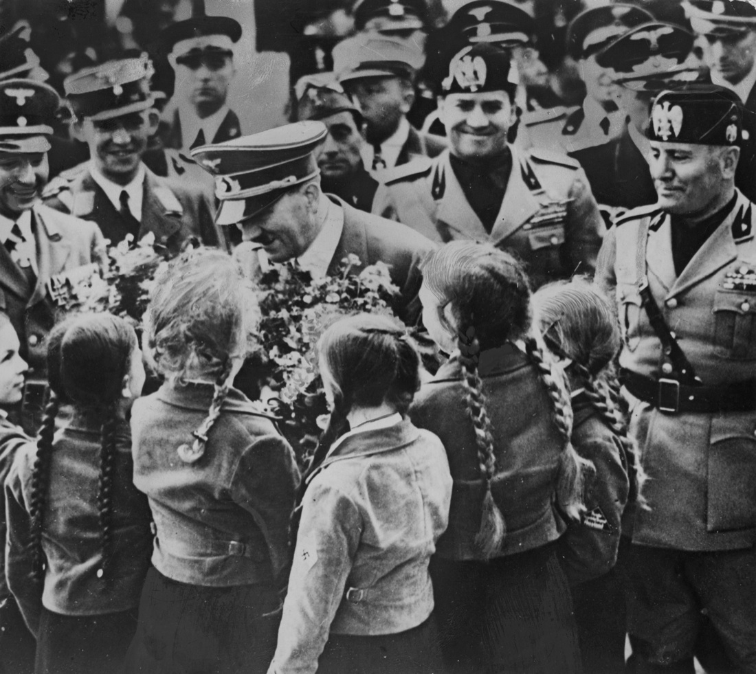 80 anni fa il viaggio di Hitler in Italia: la storia e le foto 80 anni fa il viaggio di Hitler in Italia: la storia e le foto