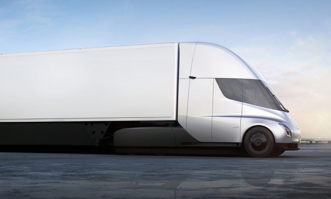 Tesla, ancora guai per Elon Musk: in arrivo una causa legale miliardaria